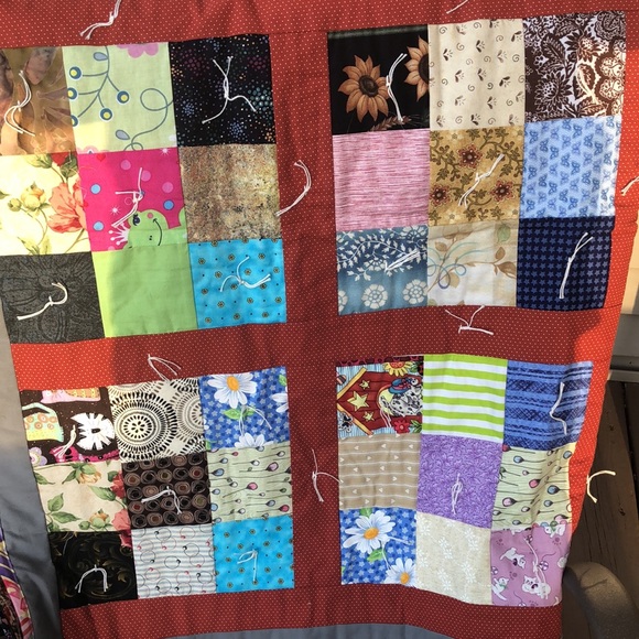 Patch work quilt hand made 44x66 - Picture 3 of 14